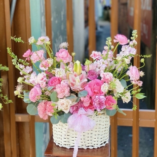 THIẾT KẾ MẪU HOA TƯƠI THEO YÊU CẦU