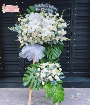 KỆ HOA VIẾNG THỦ DẦU MỘT