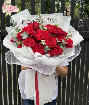 HOA TỐT NGHIÊP HB05