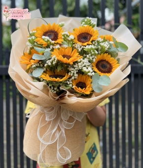 HOA TỐT NGHIỆP HB01