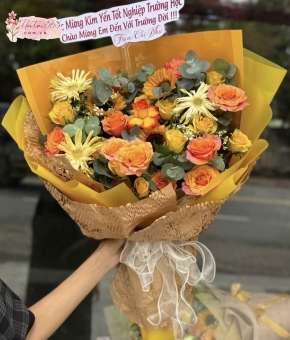 HOA TỐT NGHIỆP HB04